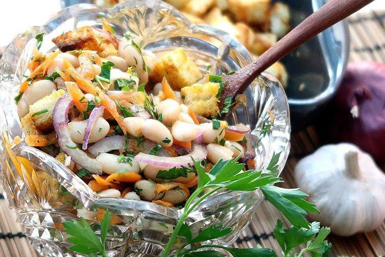 Салаты с фасолью - 20 простых и вкусных рецептов