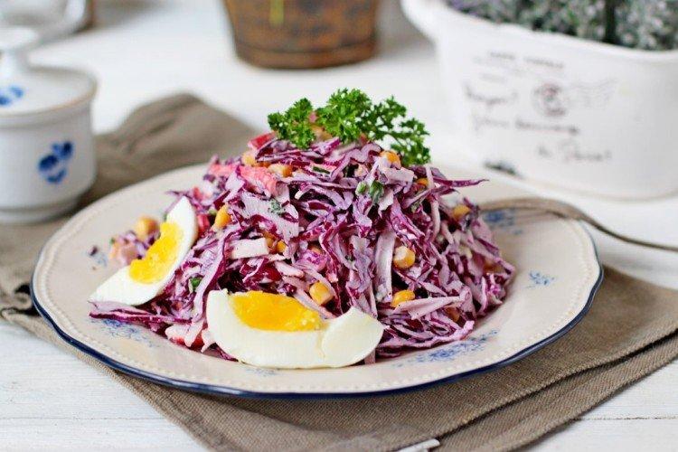 Салат с крабовыми палочками и капустой - 15 простых и вкусных рецептов